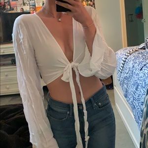 White tied crop